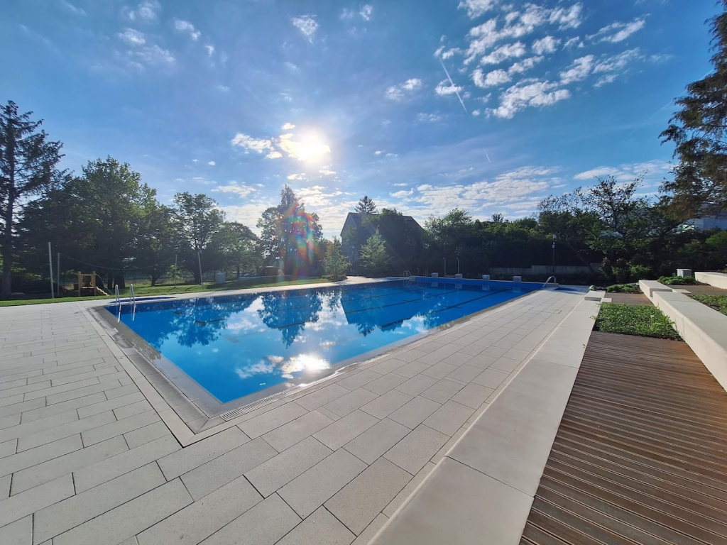 Neptun Filter INOX Jetwash perlit szűrővel előállított csillogóan tiszta víz